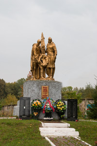 Братская могила д. Татаринцы, северо-восточная часть.
